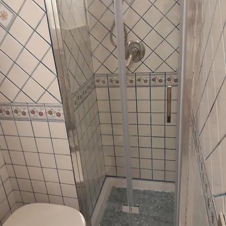 Apartamento Cairoli 79 *