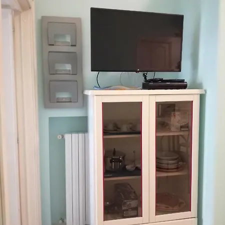 Cairoli 79 * בארי