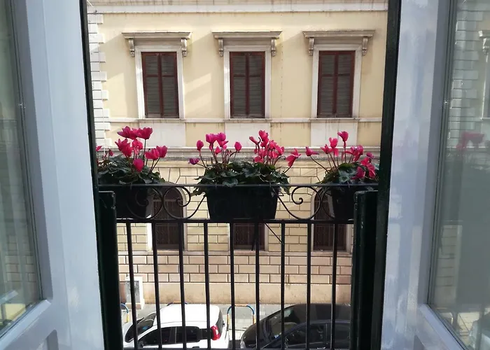 Lägenhet Cairoli 79